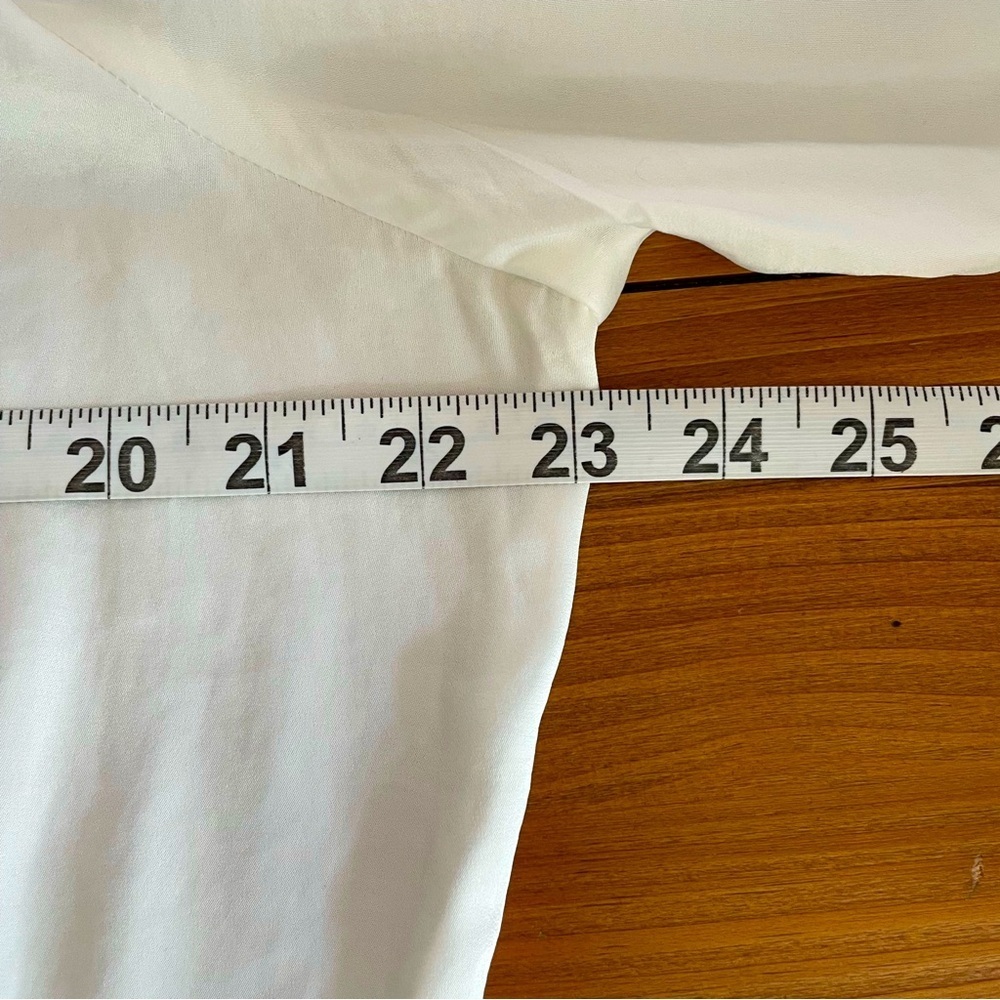 Simply Vera Vera Wang White Silky Blouse Top Collared Button-down Size XL - Picture 12 of 16